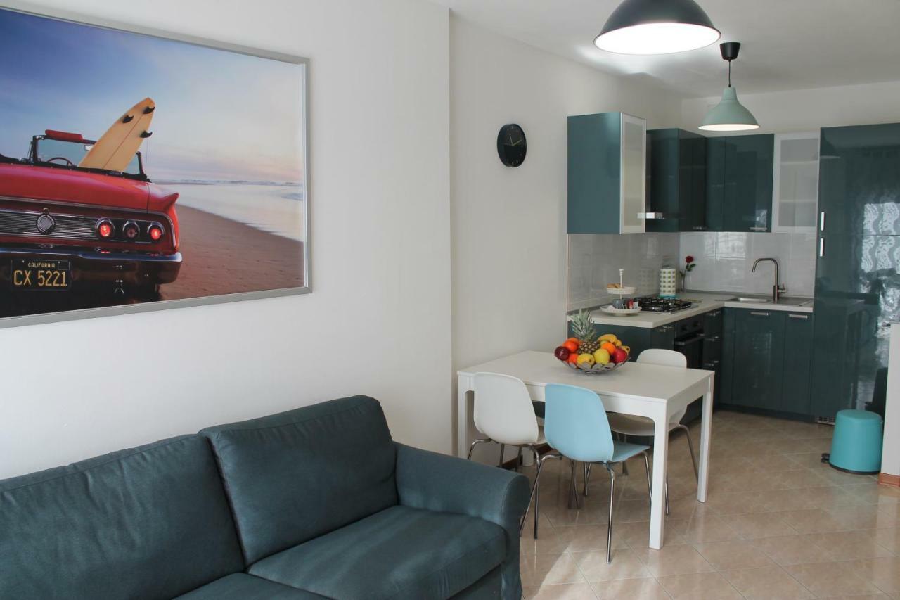 Blueholiday Appartement Piombino Buitenkant foto